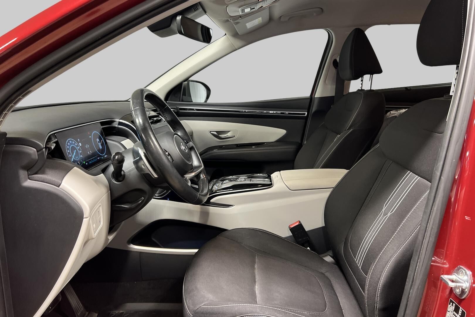 Hyundai Tucson iso kuva 6