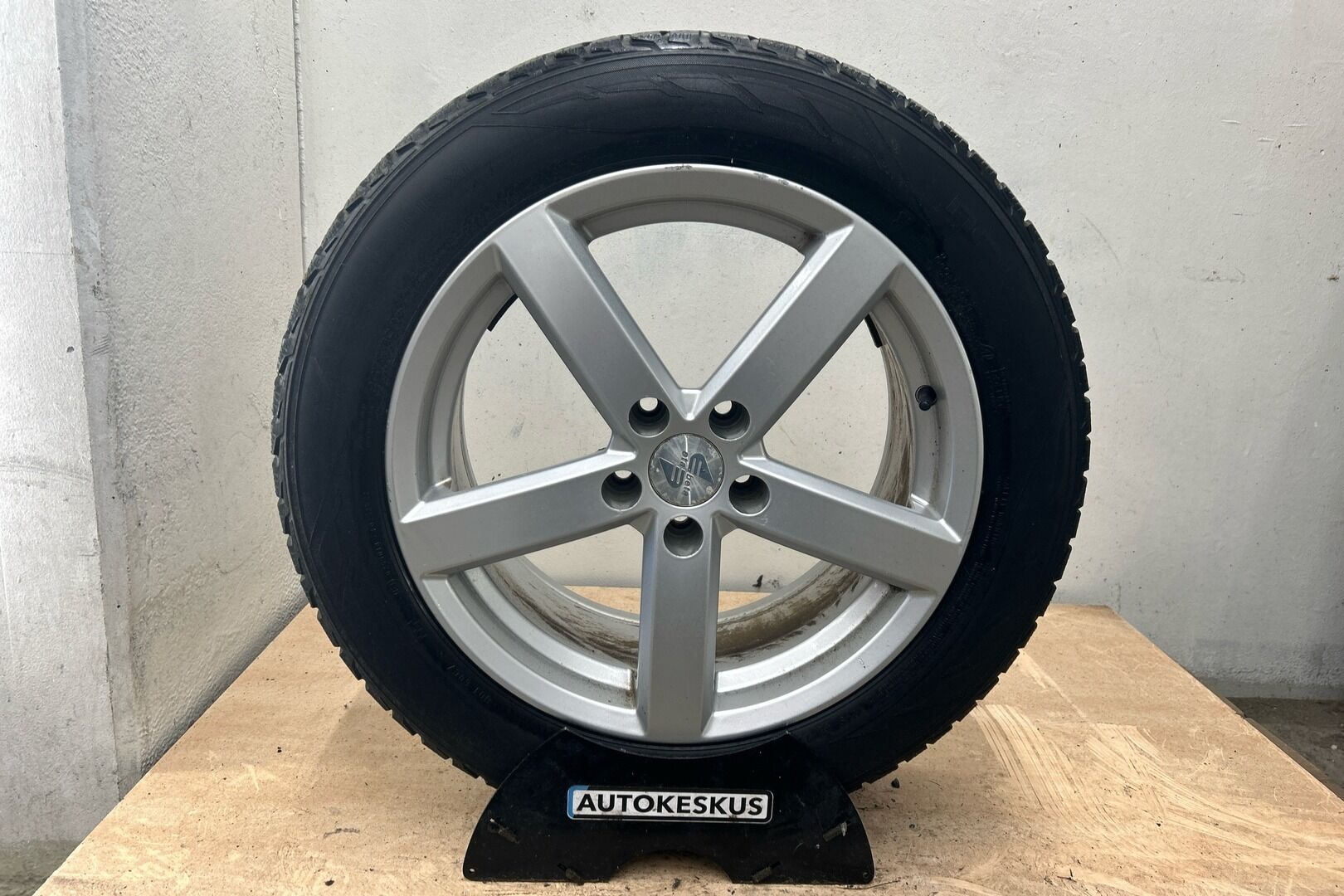 Volvo V90 iso kuva 10