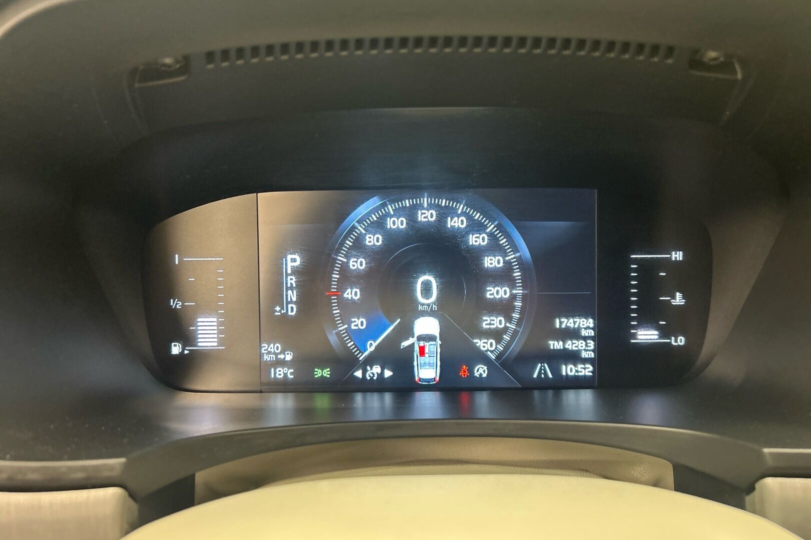 Volvo V90 iso kuva 16
