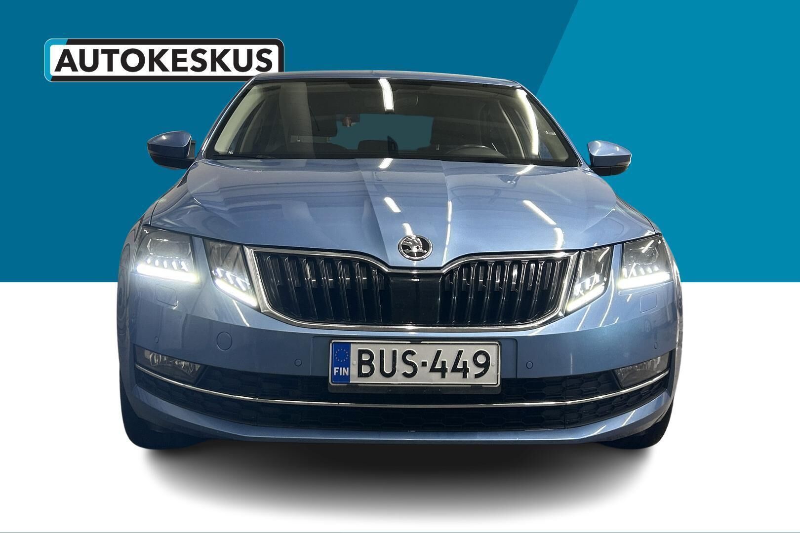 Skoda Octavia iso kuva 2