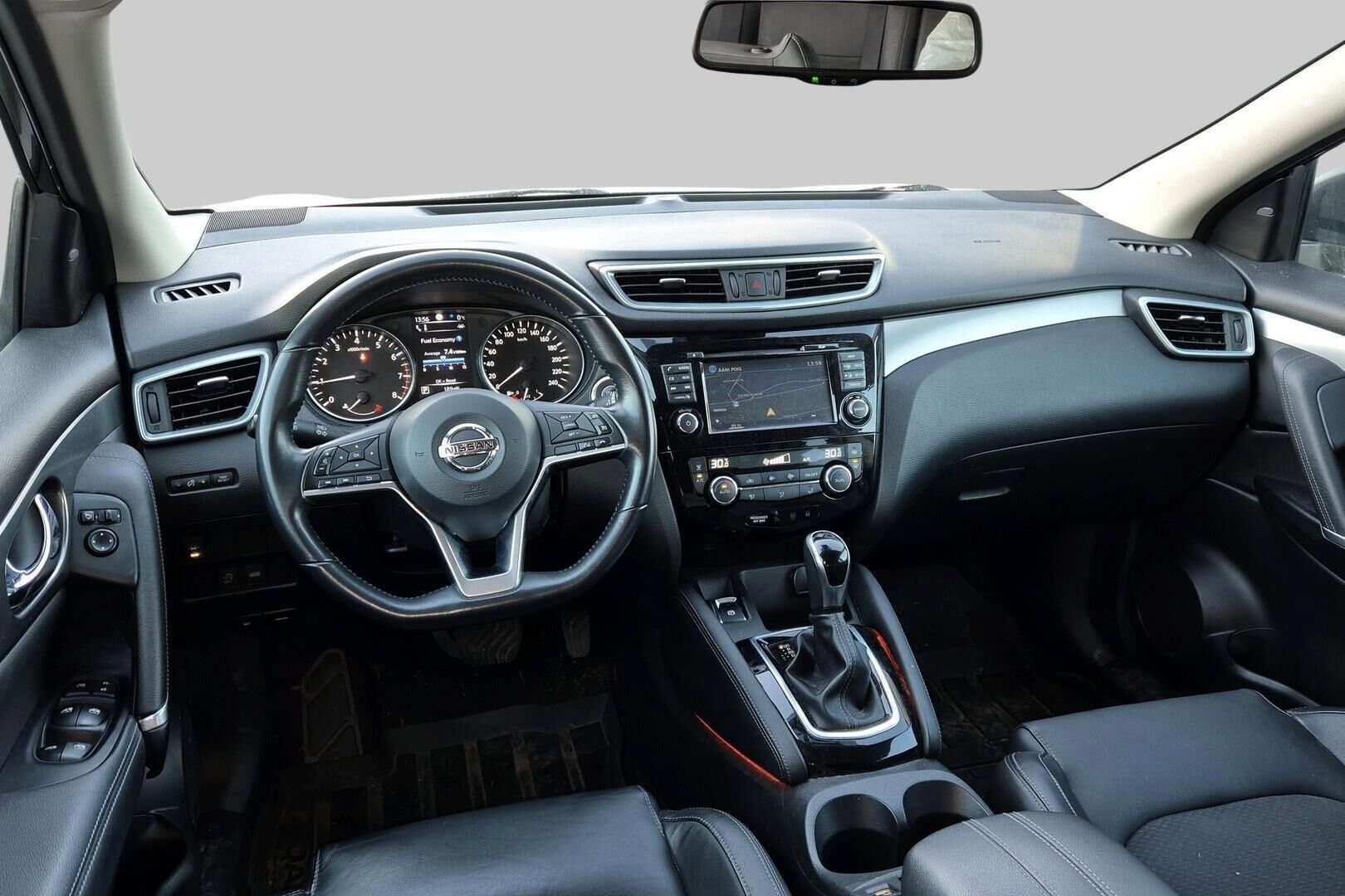 Nissan Qashqai iso kuva 3