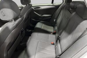 BMW 5-SARJA esikatselu 10