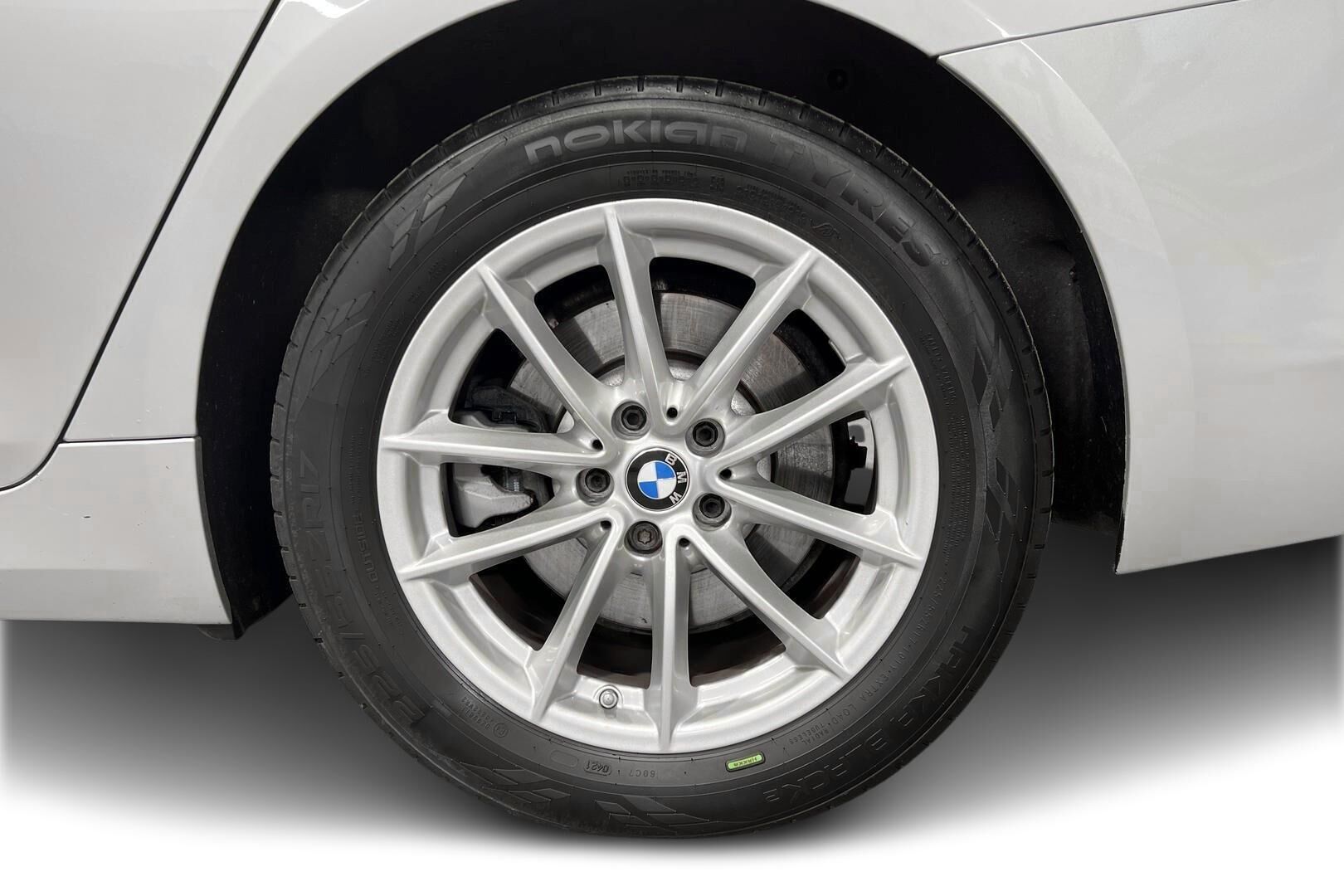 BMW 5-SARJA iso kuva 13