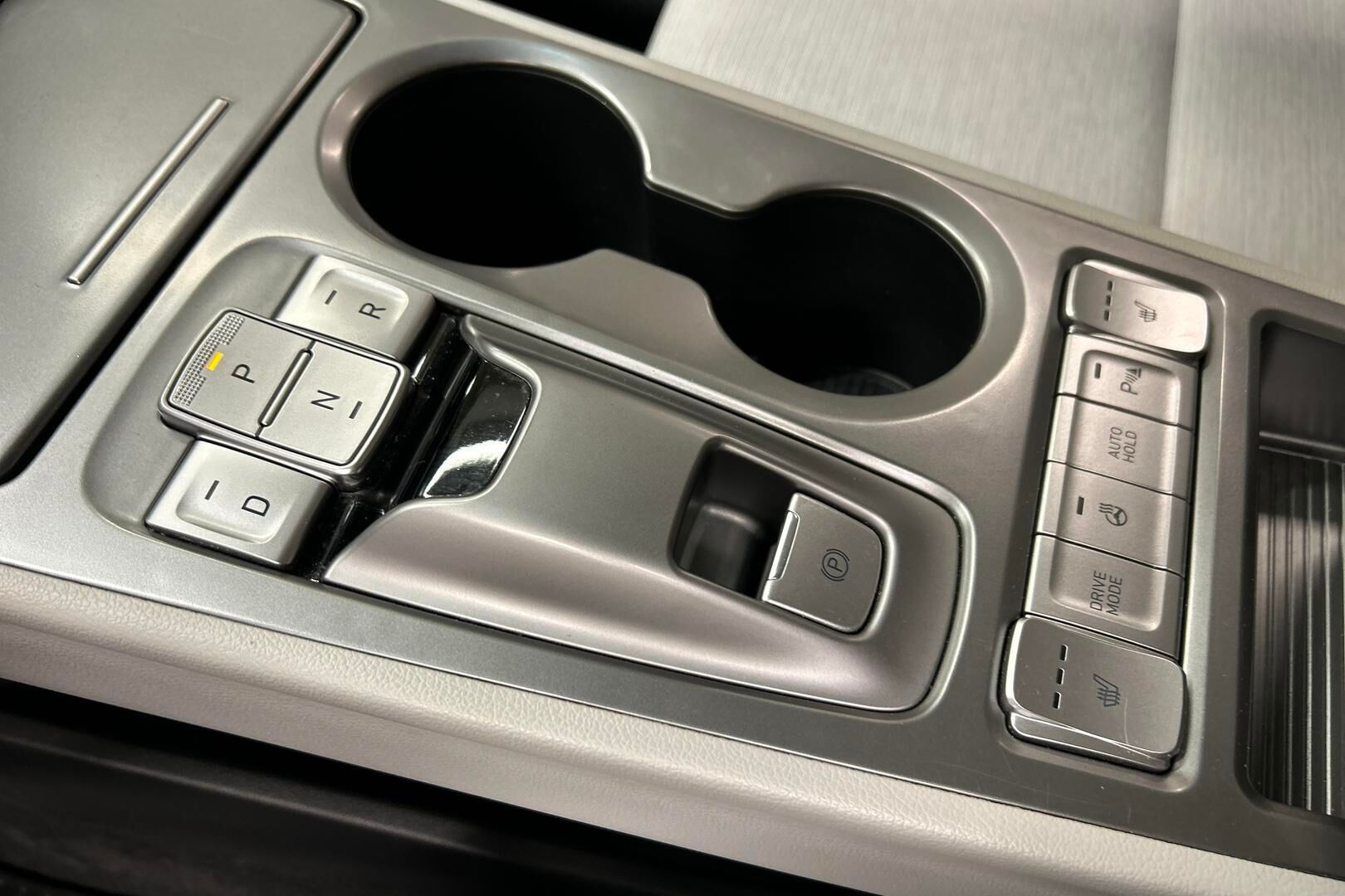 Hyundai KONA iso kuva 16