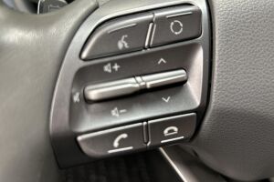 Hyundai KONA esikatselu 18