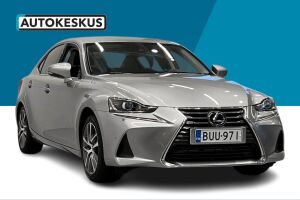Lexus IS esikatselu 3