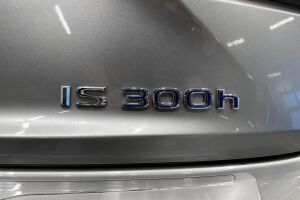 Lexus IS esikatselu 41