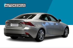 Lexus IS esikatselu 5