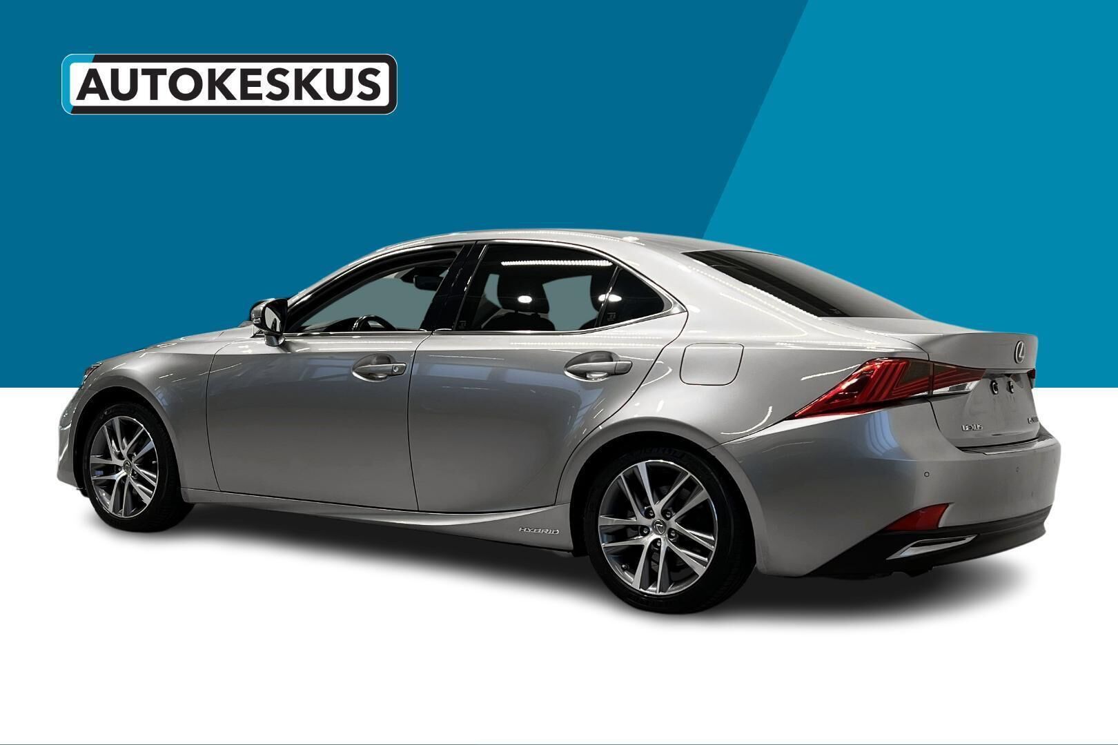 Lexus IS iso kuva 7