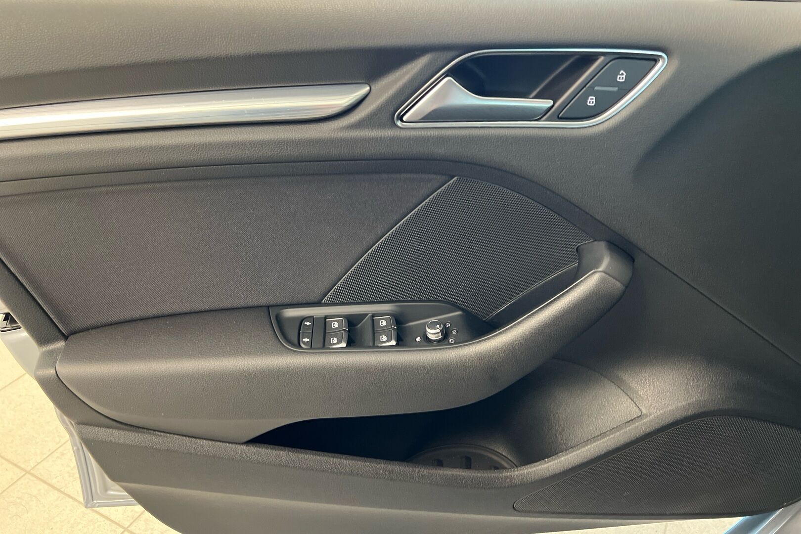 Audi A3 iso kuva 17