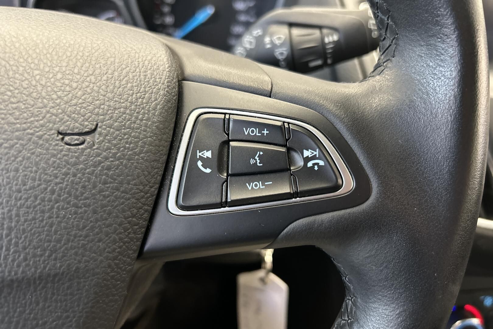 Ford Focus iso kuva 22