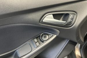 Ford Focus esikatselu 24