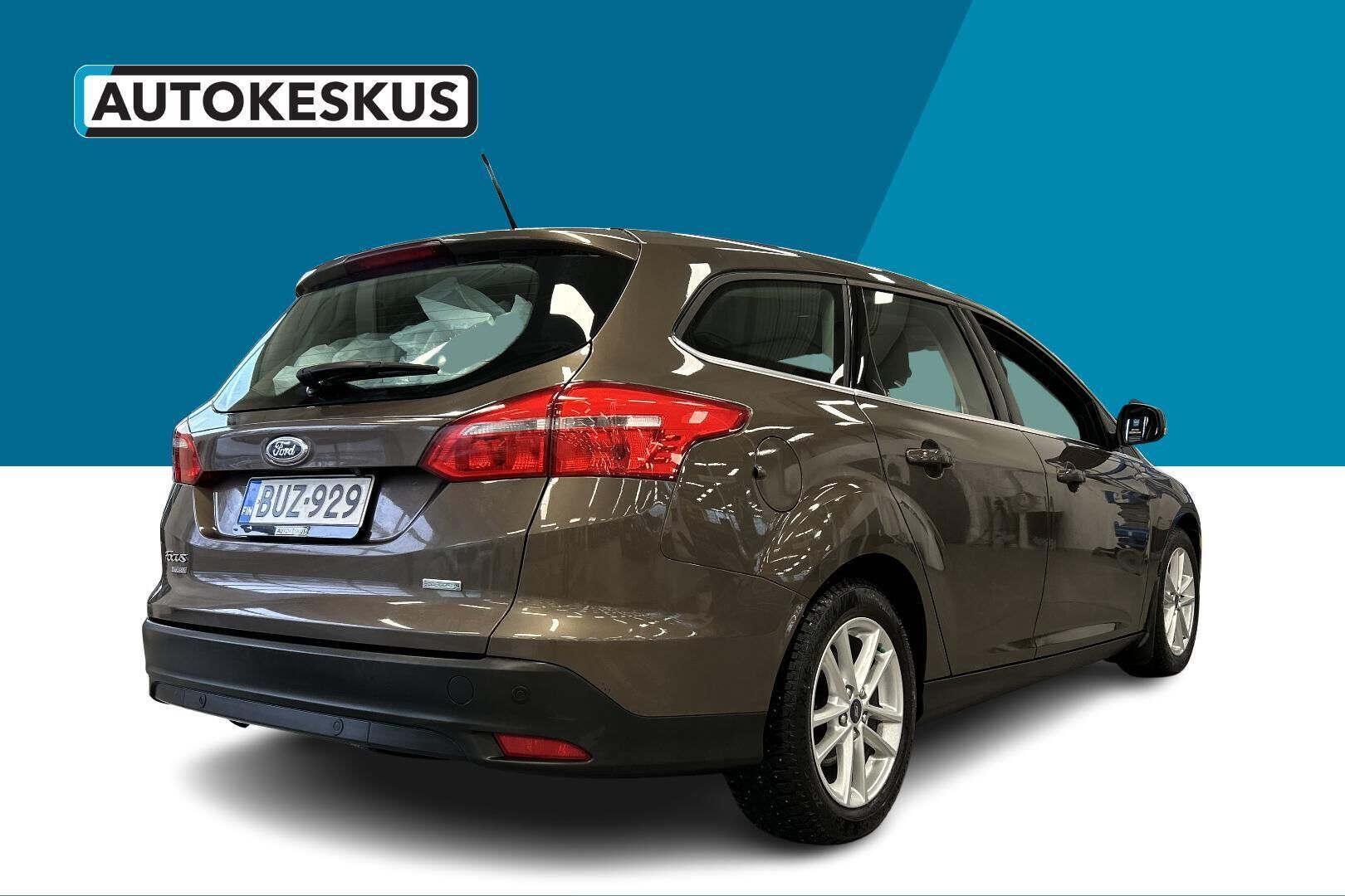 Ford Focus iso kuva 5