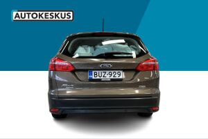 Ford Focus esikatselu 6