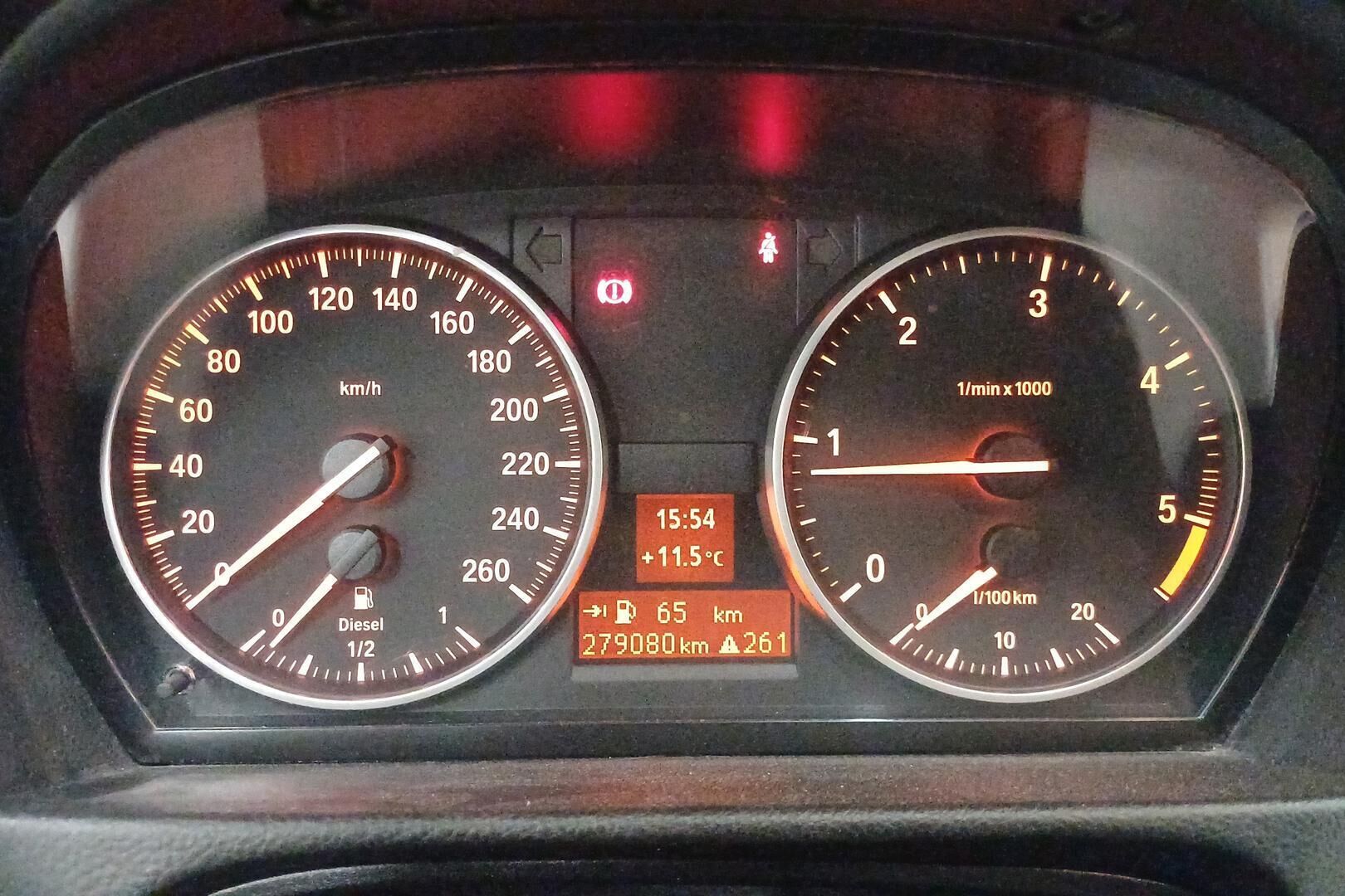 BMW 3-SARJA iso kuva 18