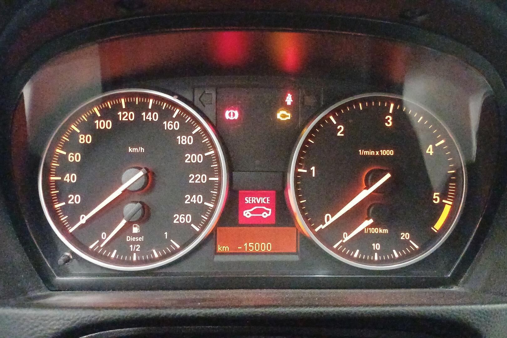 BMW 3-SARJA iso kuva 19