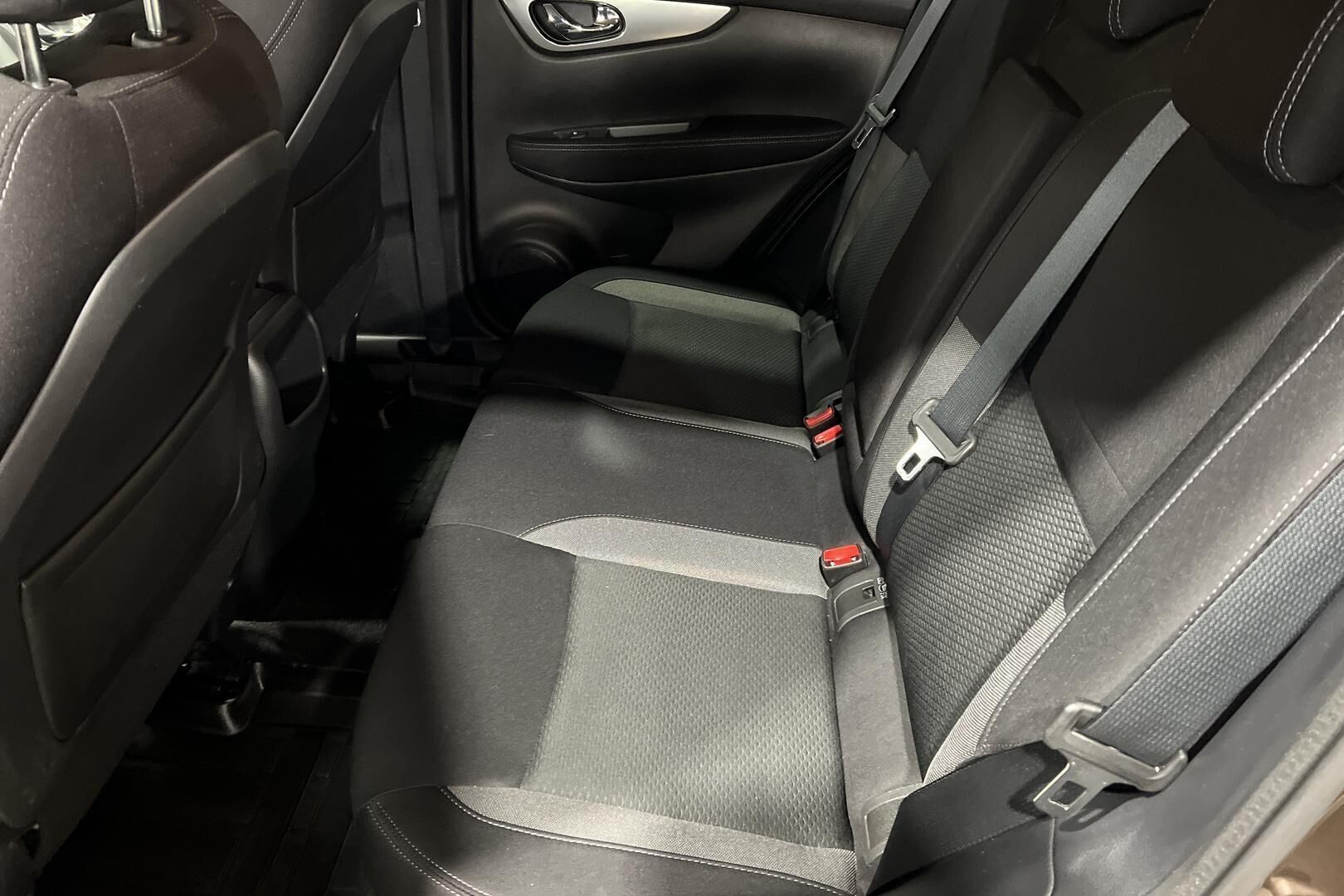 Nissan Qashqai iso kuva 9