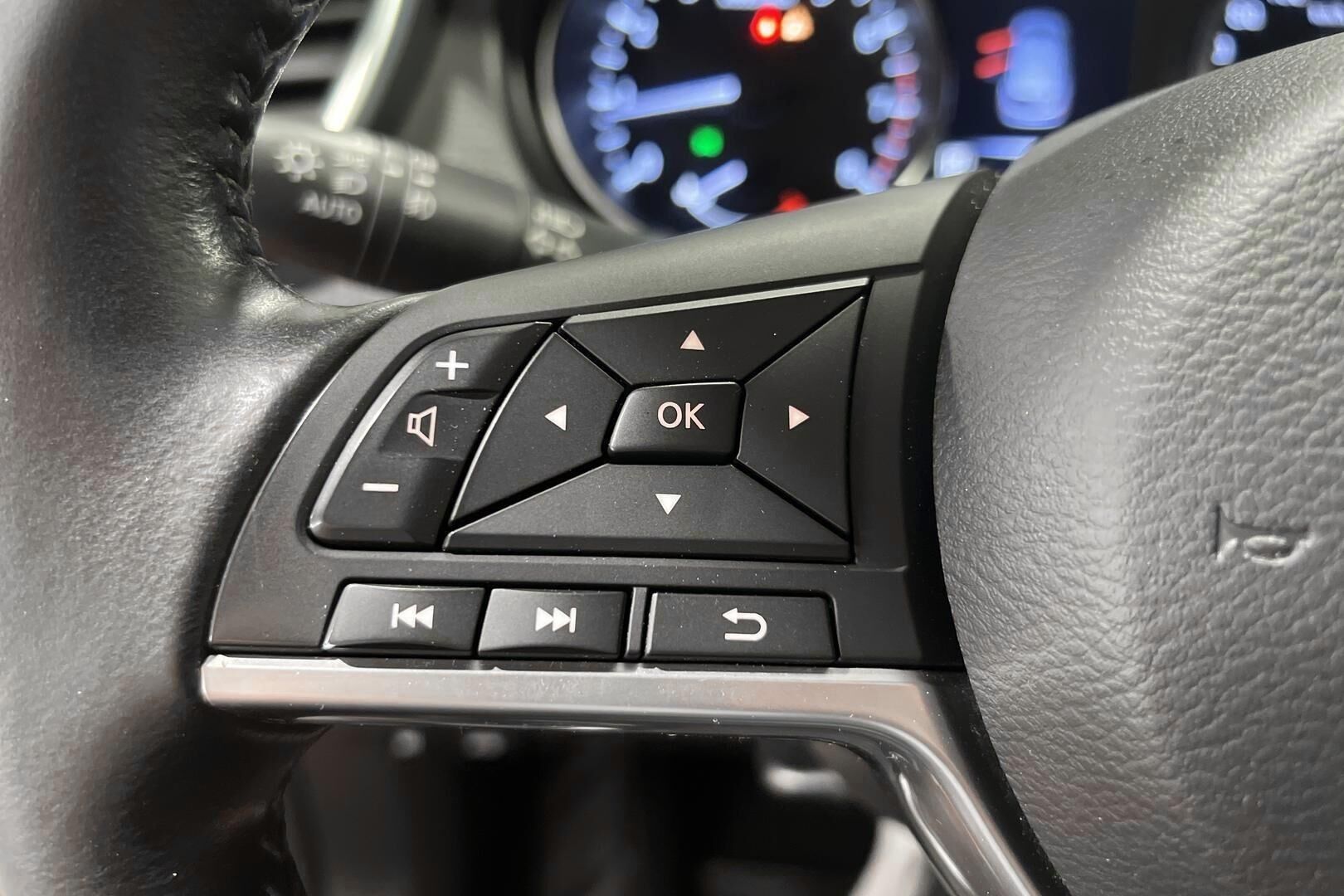 Nissan Qashqai iso kuva 13