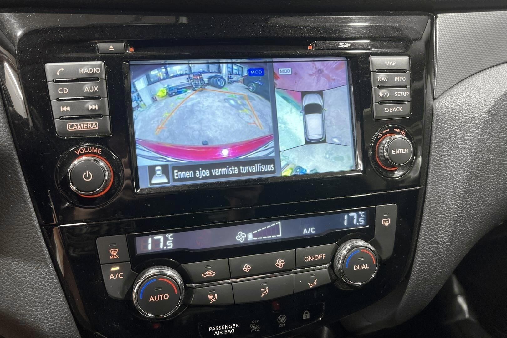 Nissan Qashqai iso kuva 17