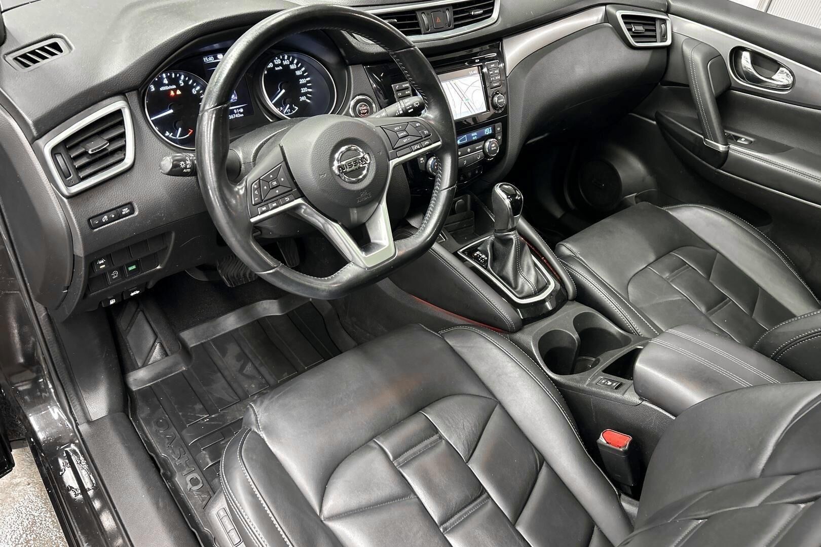 Nissan Qashqai iso kuva 9