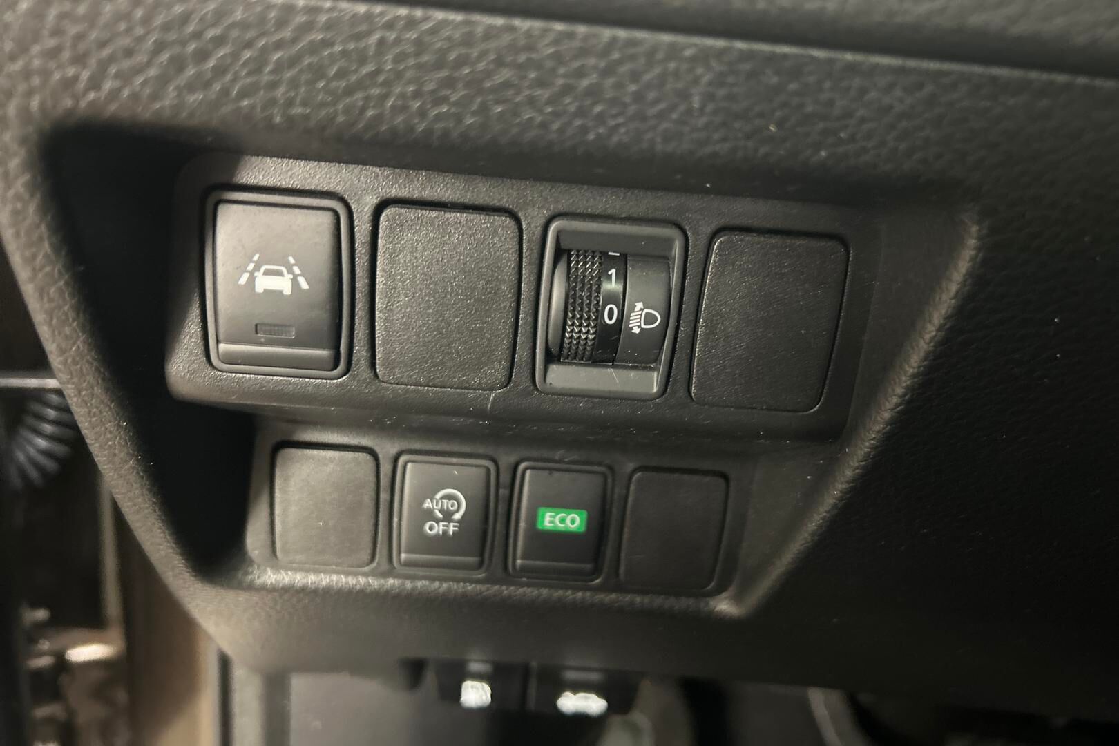 Nissan Qashqai iso kuva 25