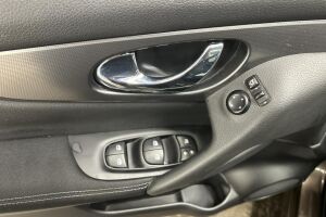 Nissan Qashqai esikatselu 26