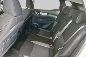Nissan Qashqai esikatselu 10