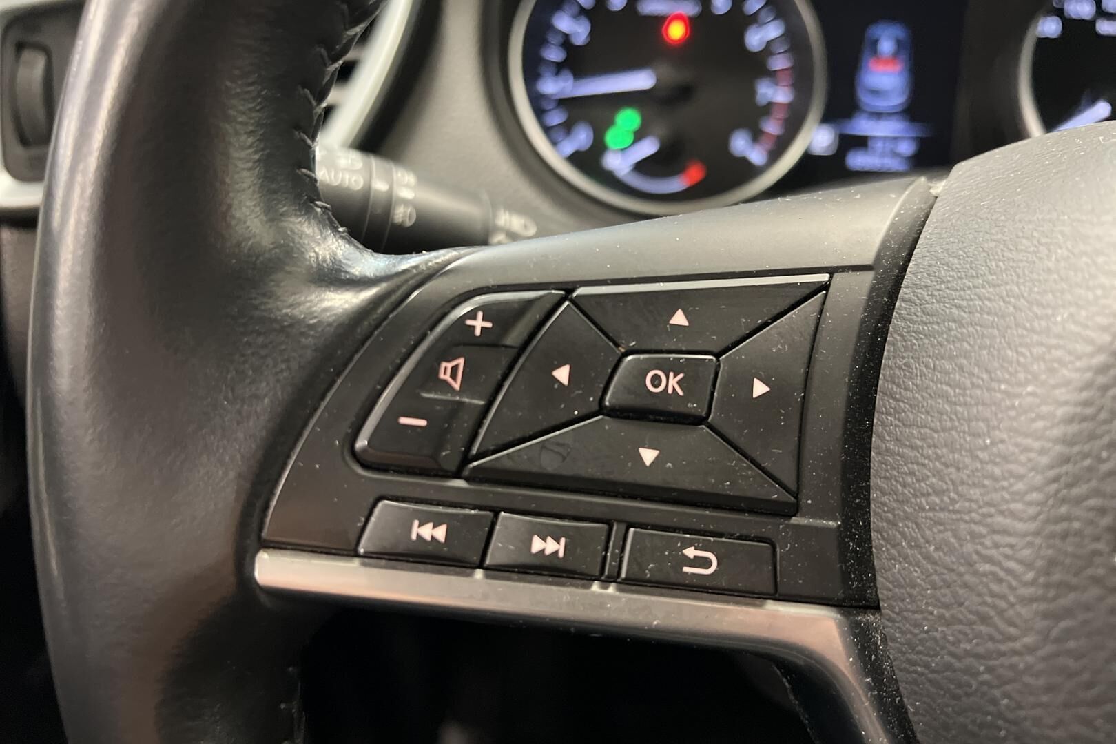 Nissan Qashqai iso kuva 17