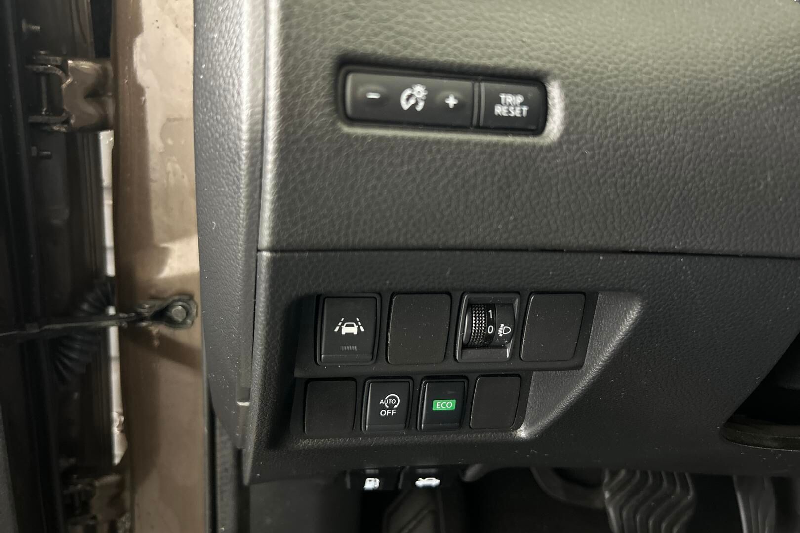 Nissan Qashqai iso kuva 22