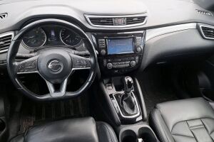 Nissan Qashqai esikatselu 2