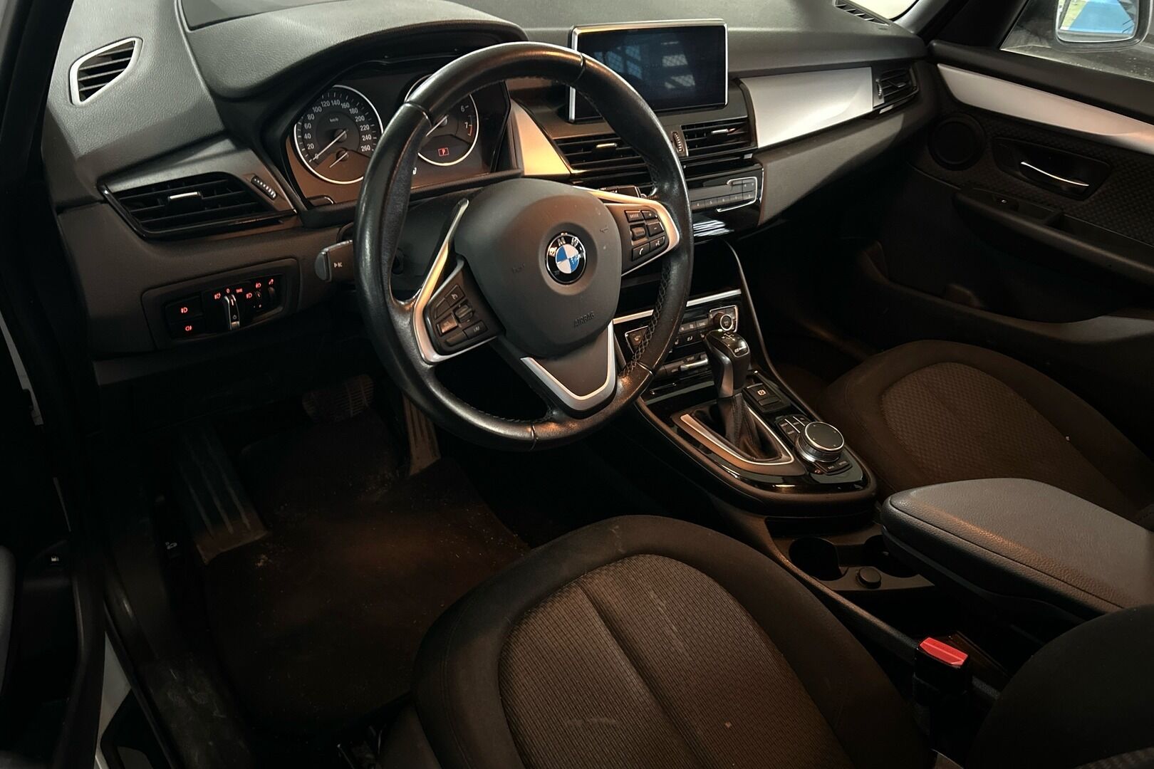 BMW 2-sarja iso kuva 1