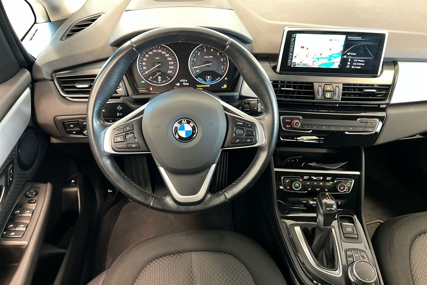 BMW 2-sarja iso kuva 8