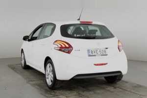 Peugeot 208 esikatselu 3