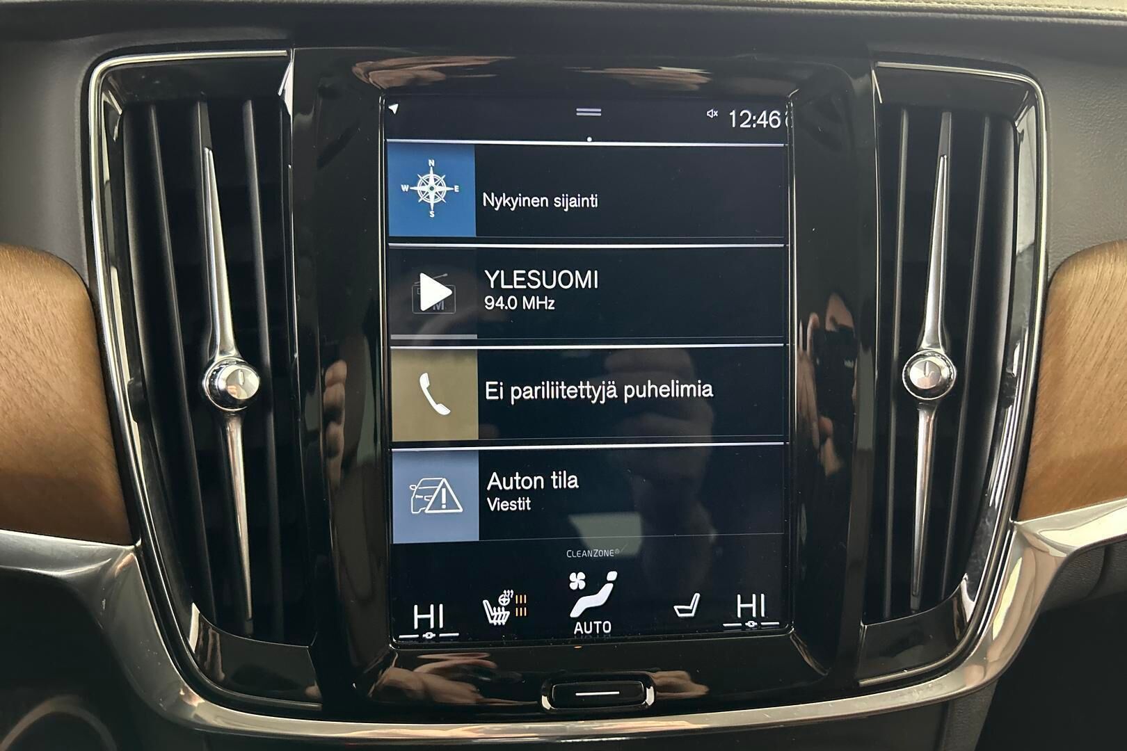 Volvo V90 iso kuva 14