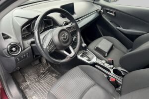 Mazda 2 esikatselu 3