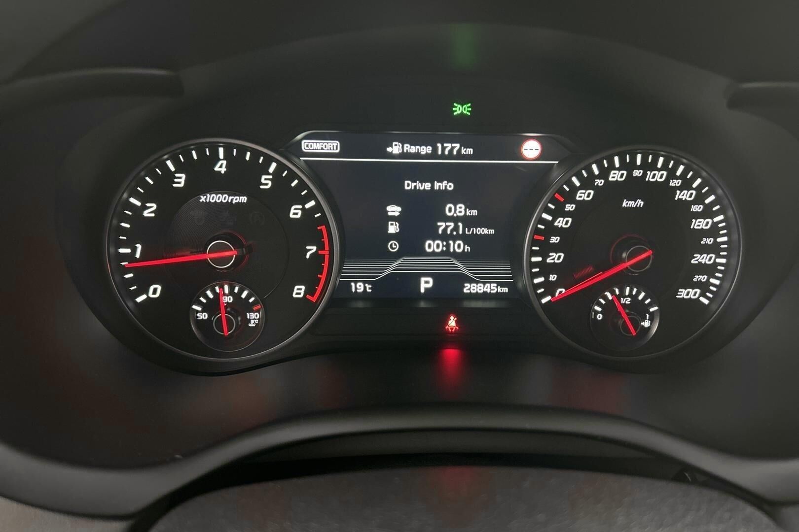 Kia Stinger iso kuva 9