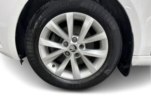 Skoda Octavia esikatselu 13