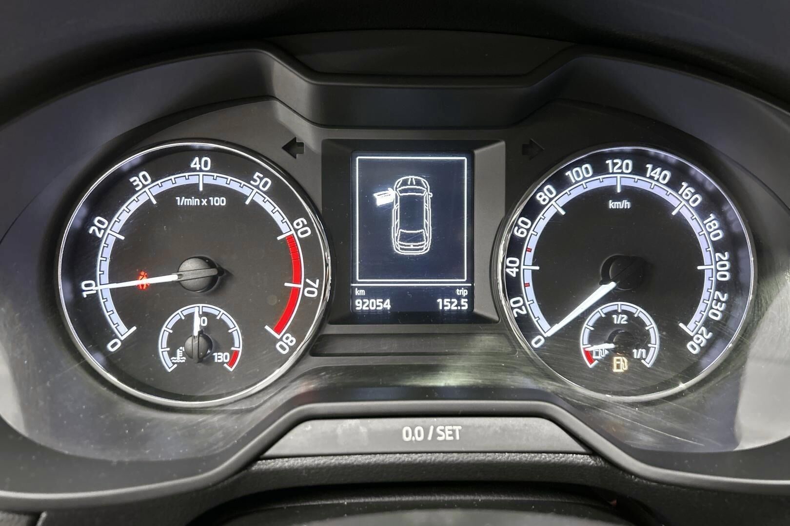 Skoda Octavia iso kuva 14