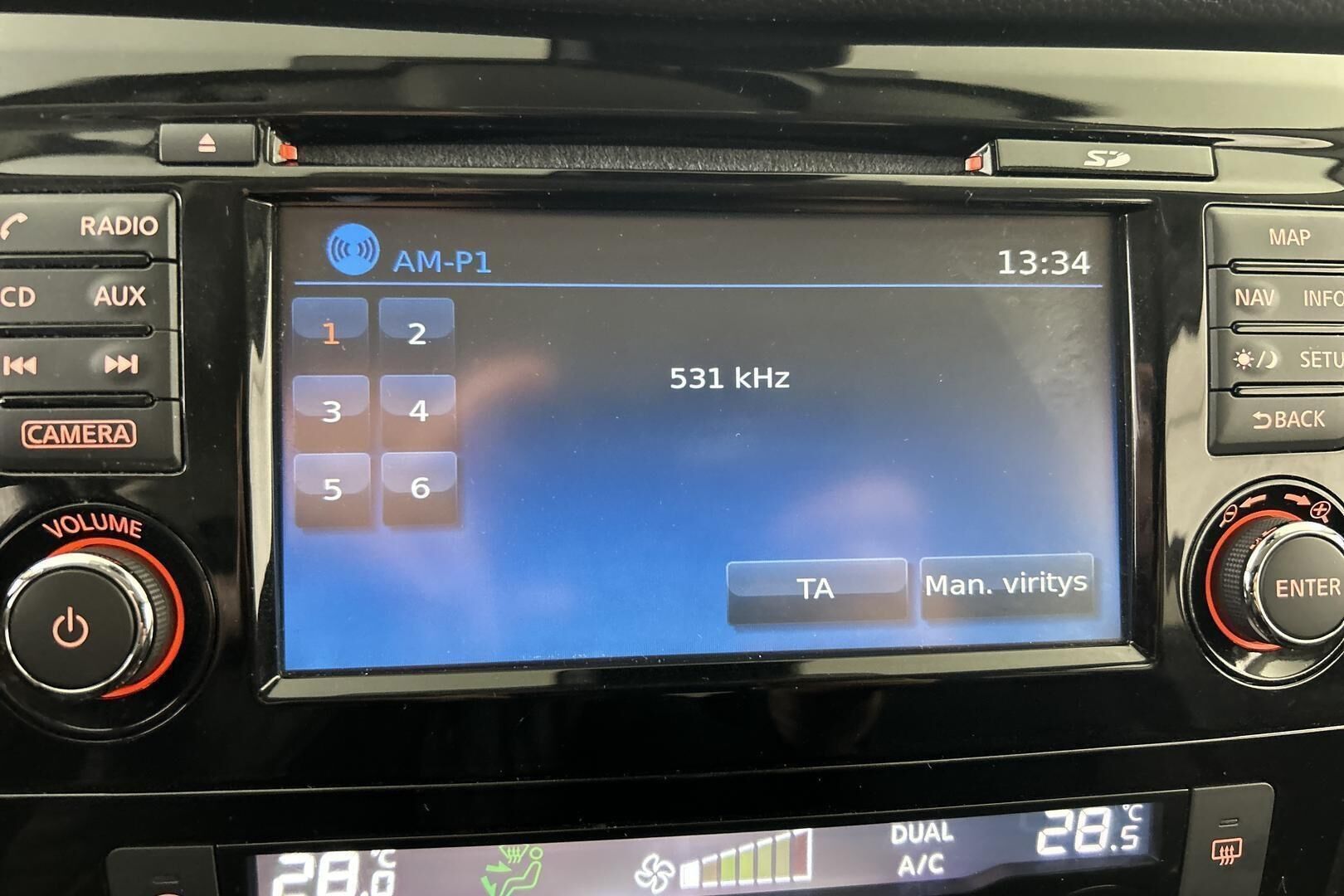 Nissan Qashqai iso kuva 17
