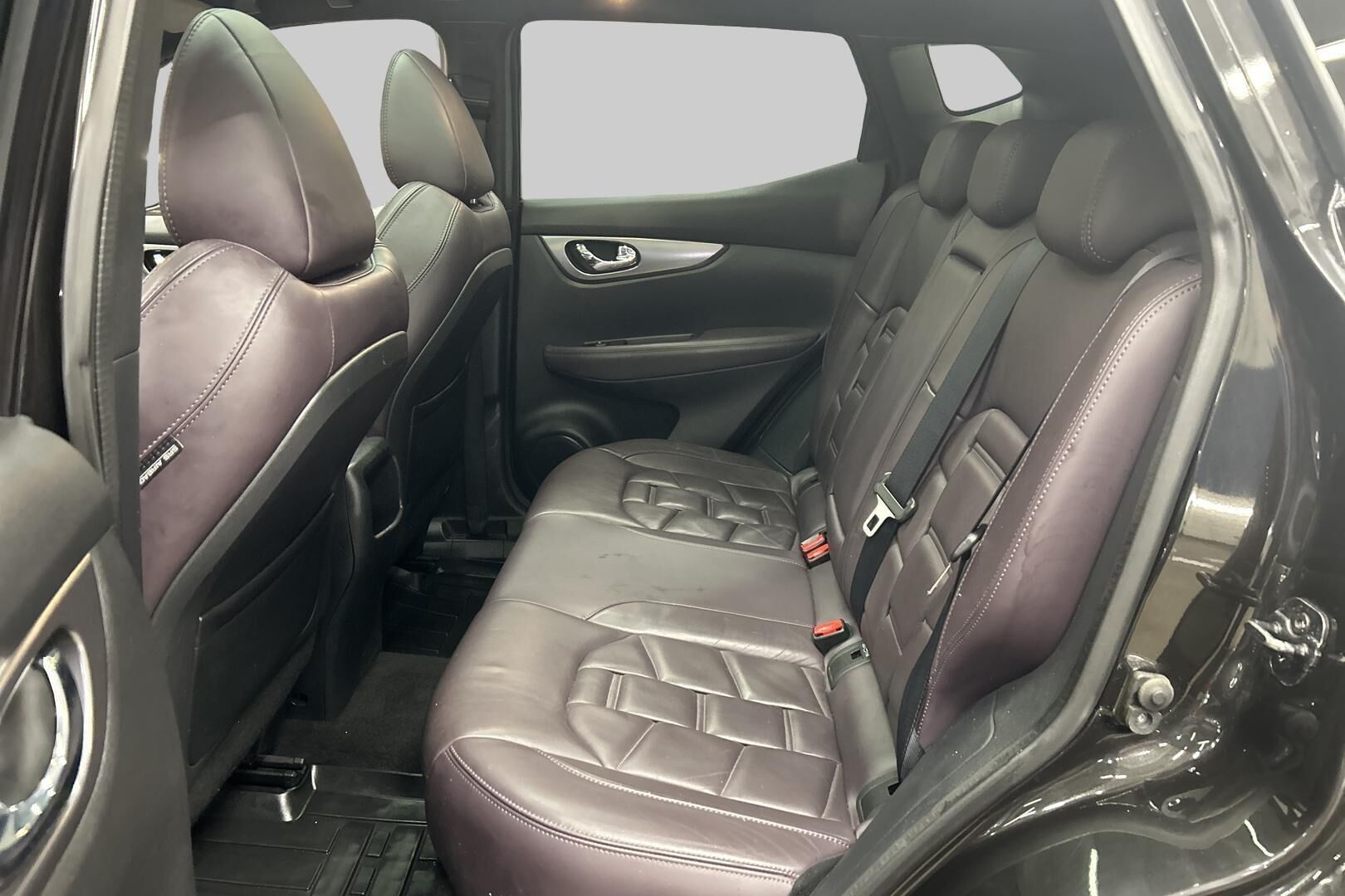 Nissan Qashqai iso kuva 7