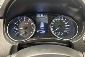 Nissan Qashqai esikatselu 10