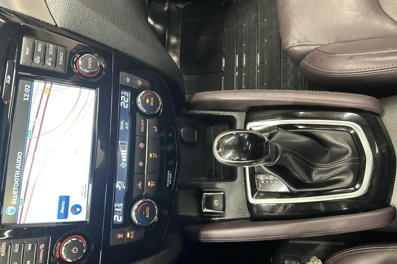 Nissan Qashqai iso kuva 22