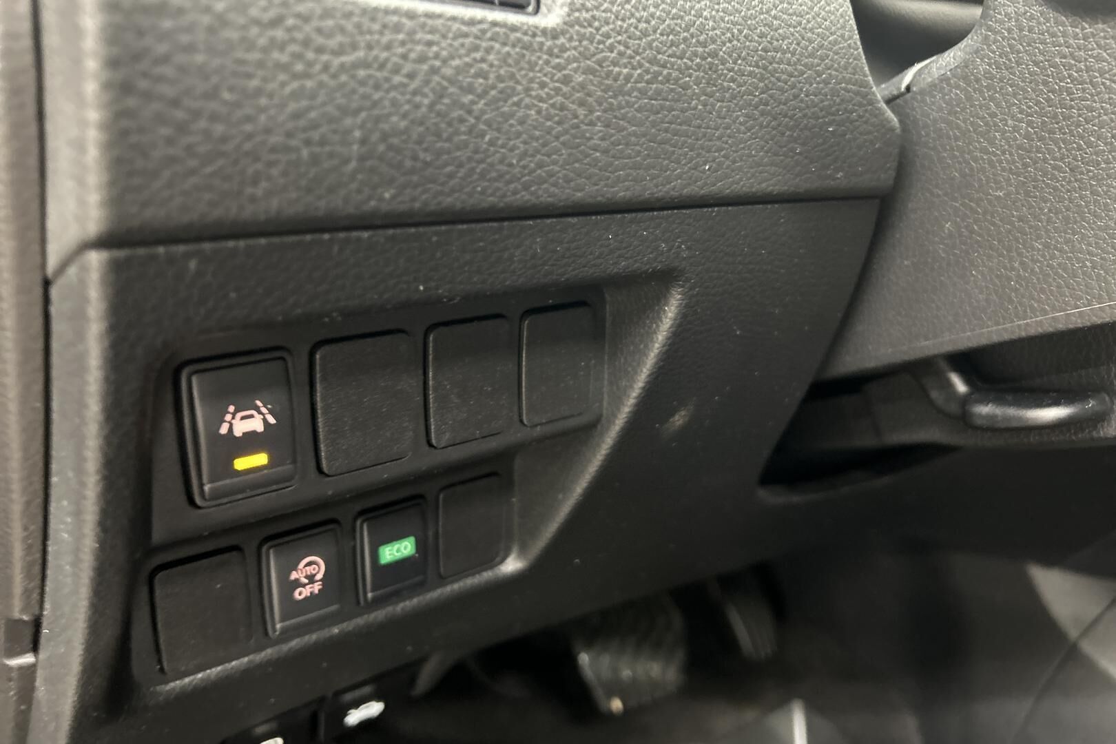 Nissan Qashqai iso kuva 13