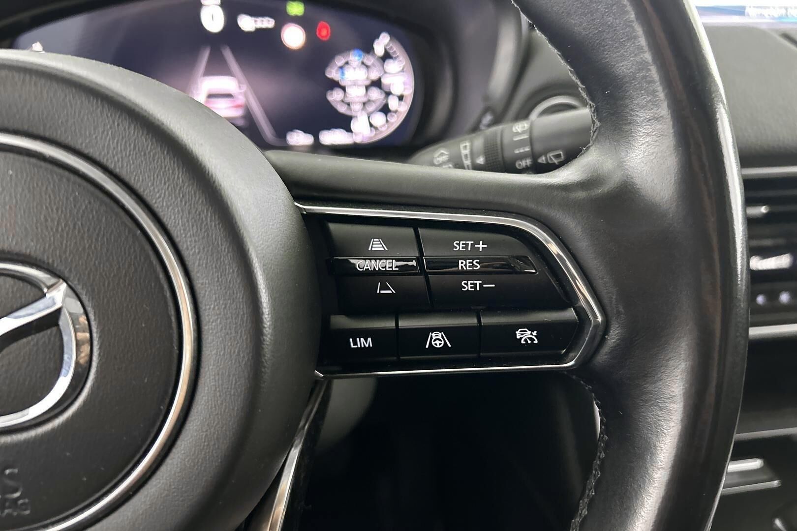 Mazda CX-60 iso kuva 16