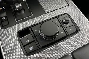 Mazda CX-60 esikatselu 27