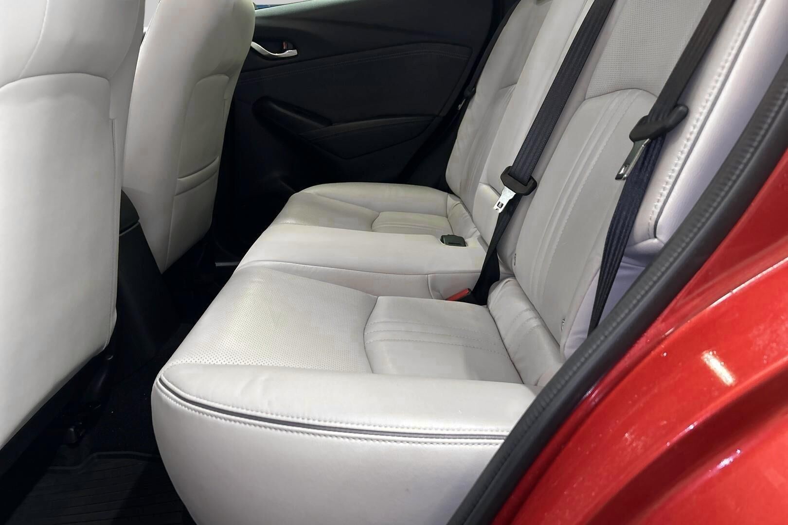 Mazda CX-3 iso kuva 10