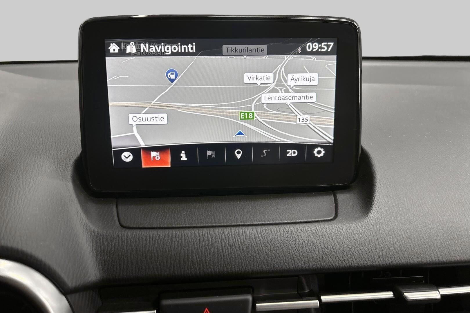 Mazda CX-3 iso kuva 17