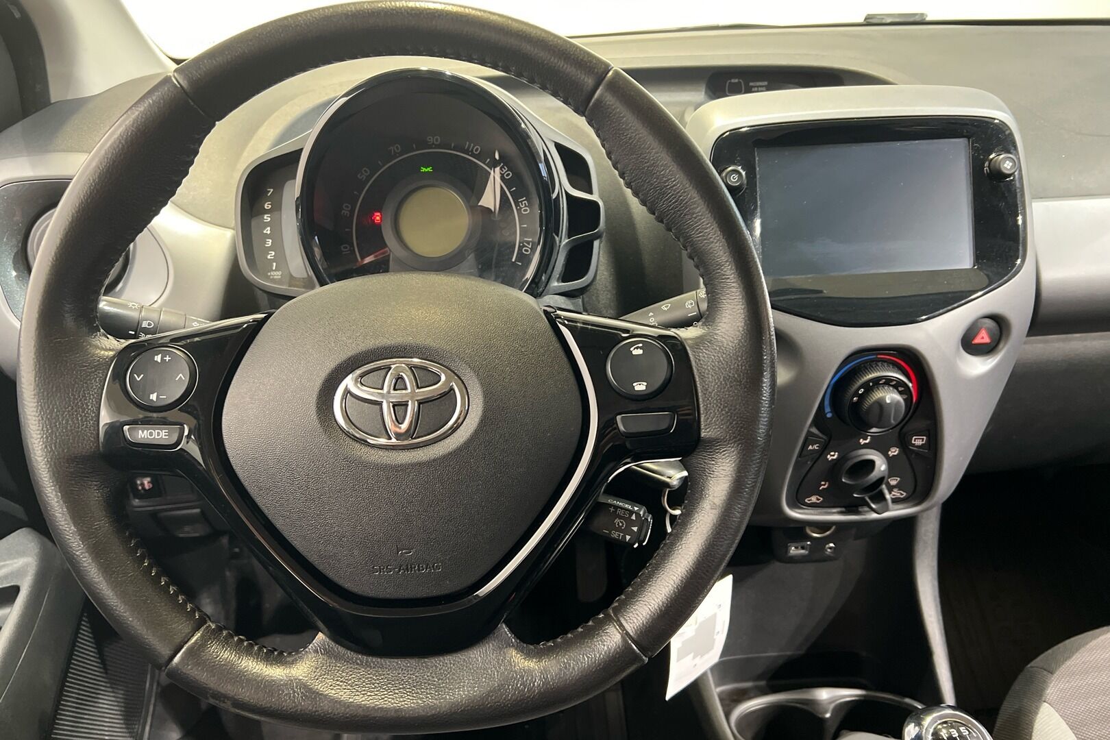 Toyota AYGO iso kuva 5