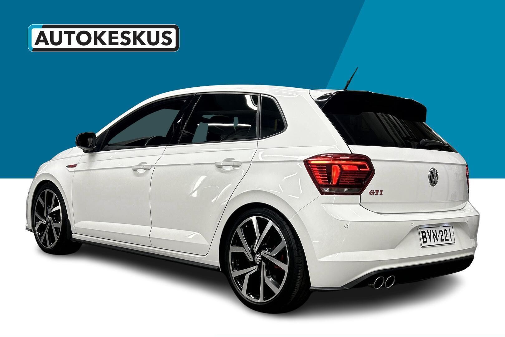 Volkswagen Polo iso kuva 6