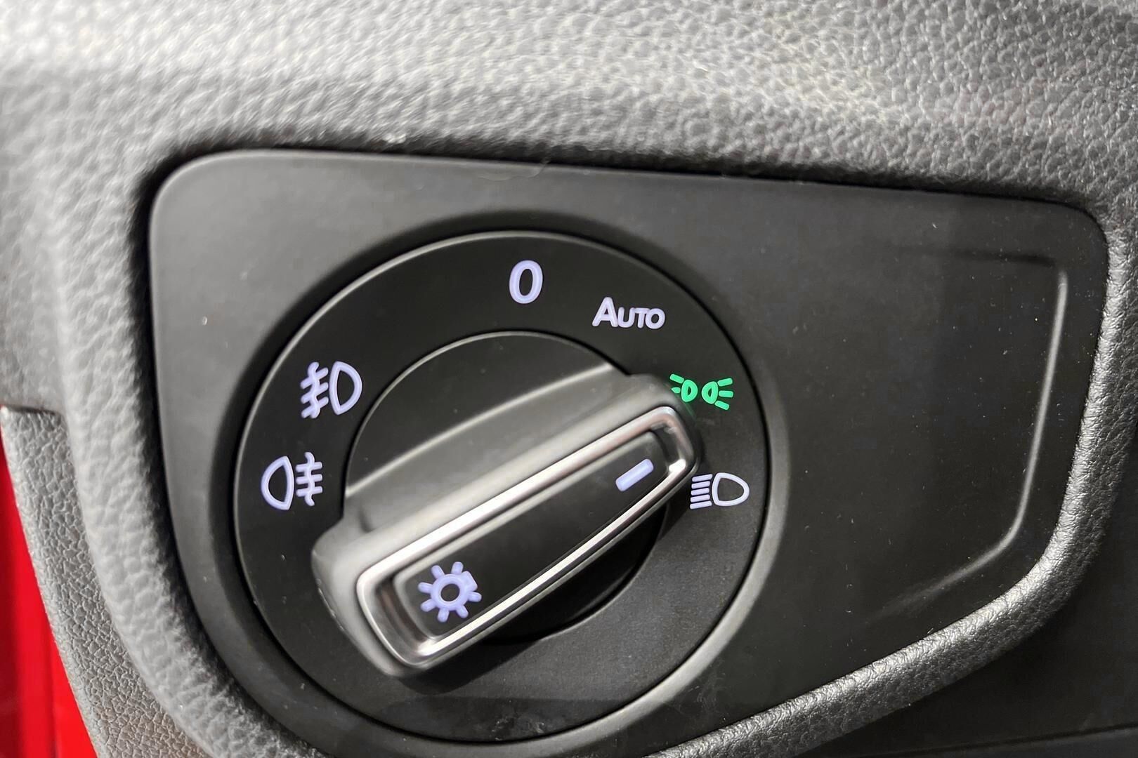 Volkswagen Golf Sportsvan iso kuva 12